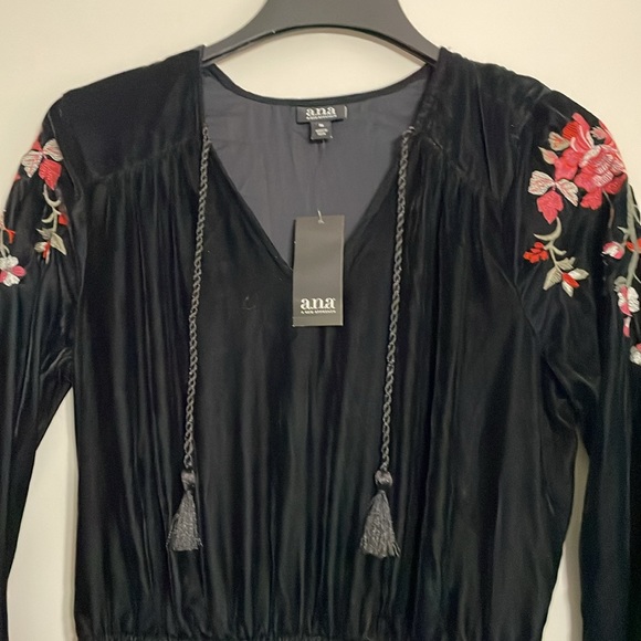 A.N.A - Picture 9 of 10